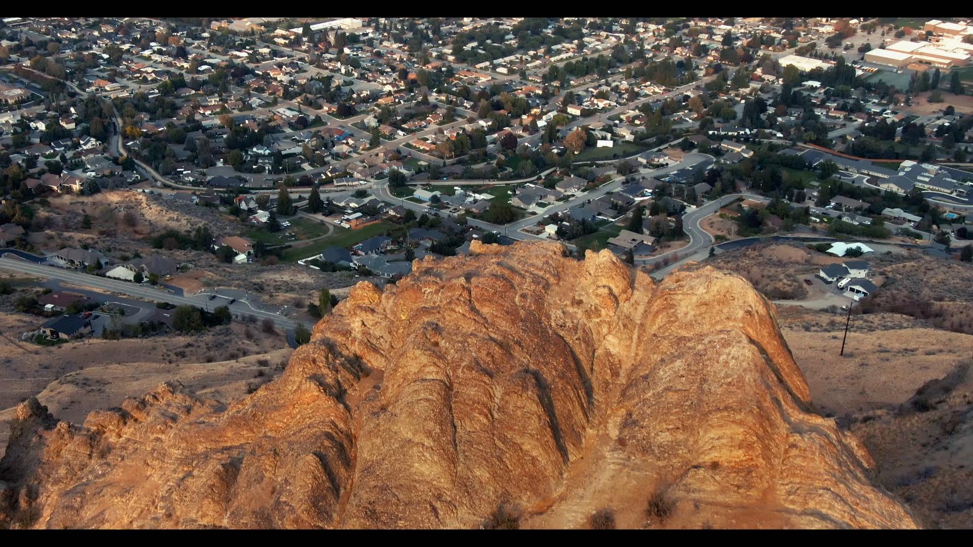 In The Valley of Sin Season 1, Episode 1, "The Fall Episode 1" Watch