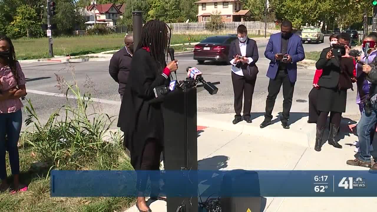 More details emerge in Kansas City police's controversial arrest of pregnant woman