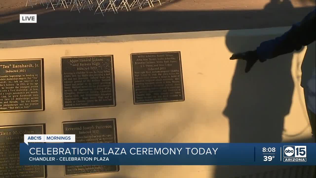 City honors eight former students who first integrated Chandler High School - Vimarsana News