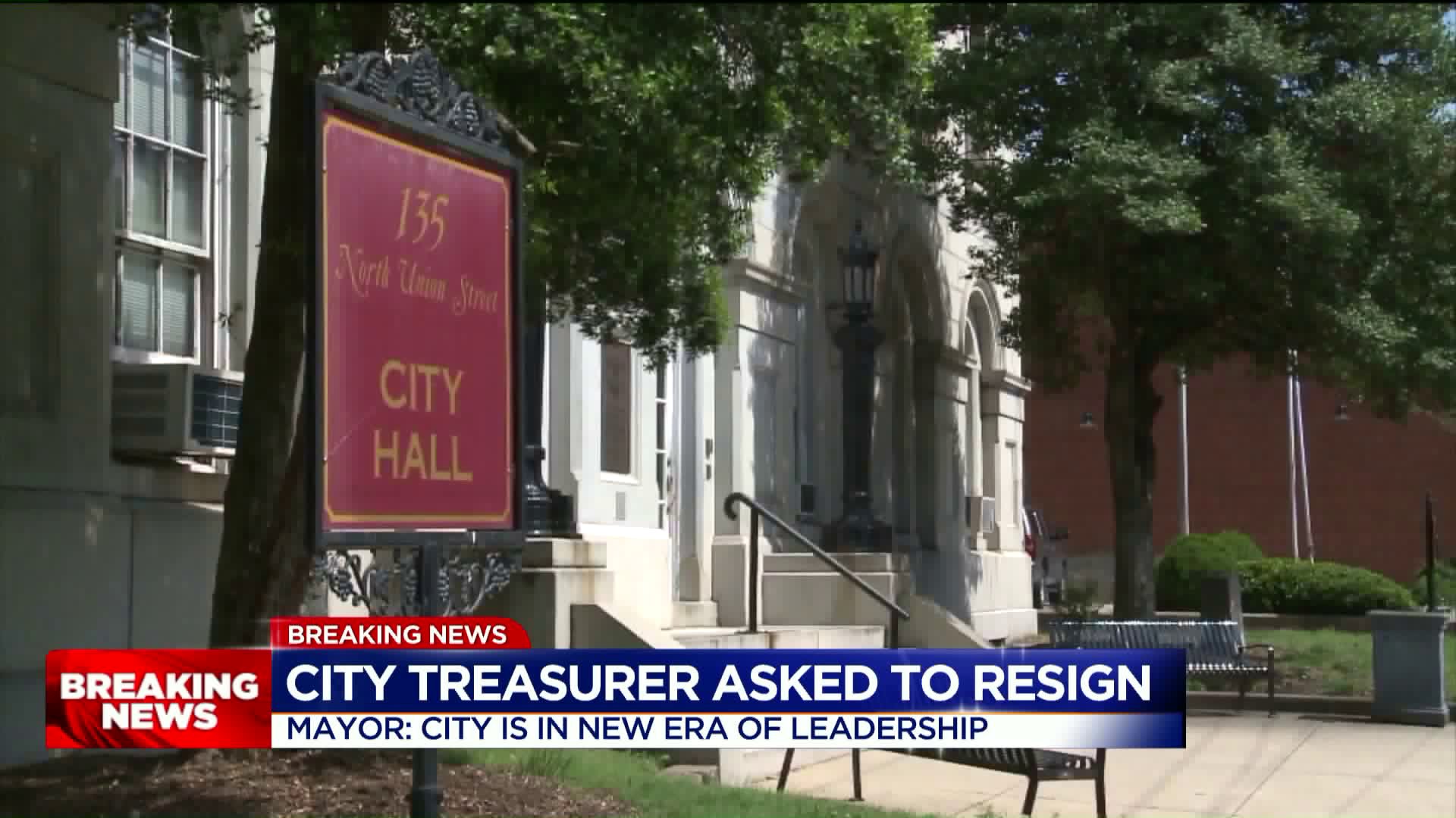 Petersburg Mayor calls for treasurer to resign amid deep audit of