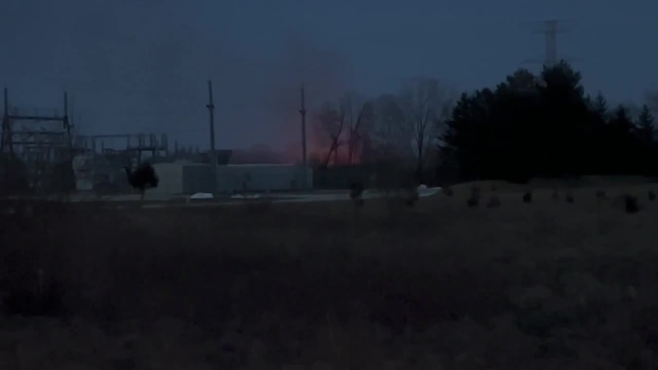 Brush fire linked to power outage in Menomonee Falls