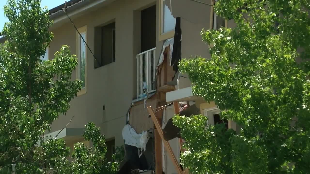 Bakersfield Fire Injuries reported in an explosion Downtown