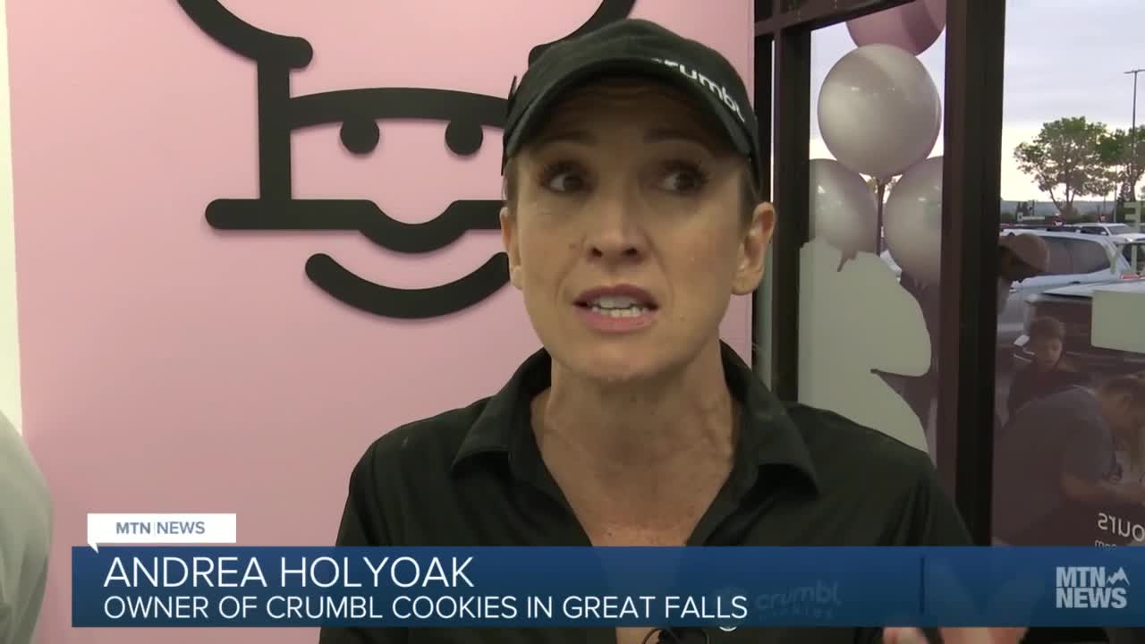 Crumbl Cookie officially opens in Great Falls