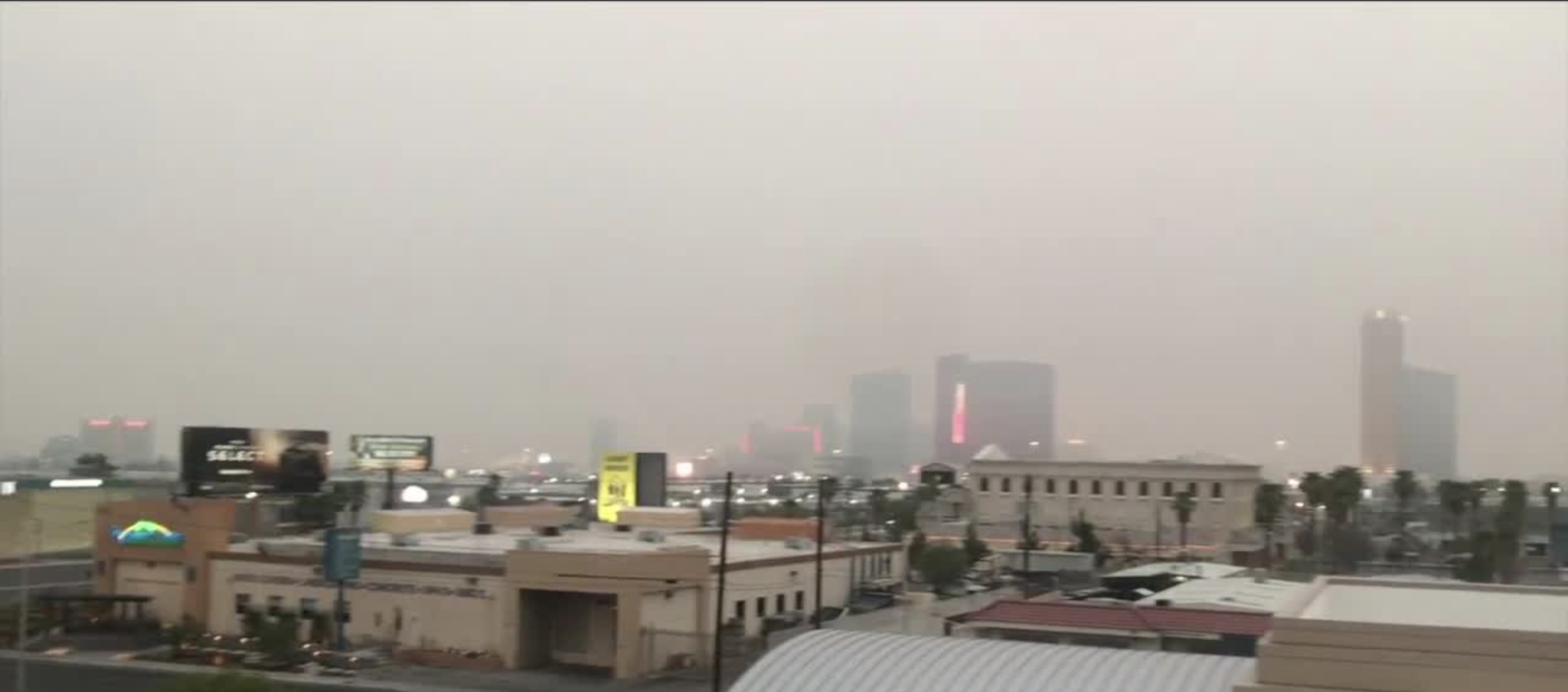 Wildfire smoke covers Las Vegas valley, increases COVID risk