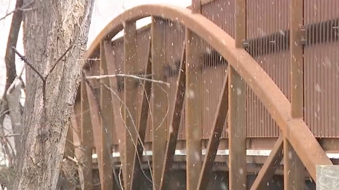School leaders in Rose Park work to get bridge to help community - Vimarsana News