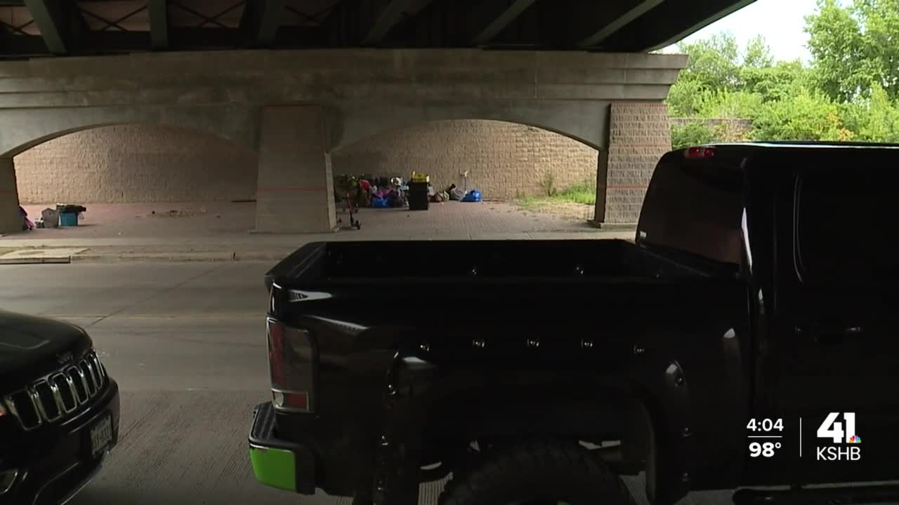 KCMO launches 'Clean Up KC' to create jobs for people experiencing