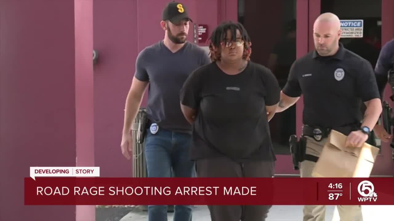 WOMAN INTENTIONALLY DRIVES CAR INTO WEST PALM BEACH FEDERAL visual data 4