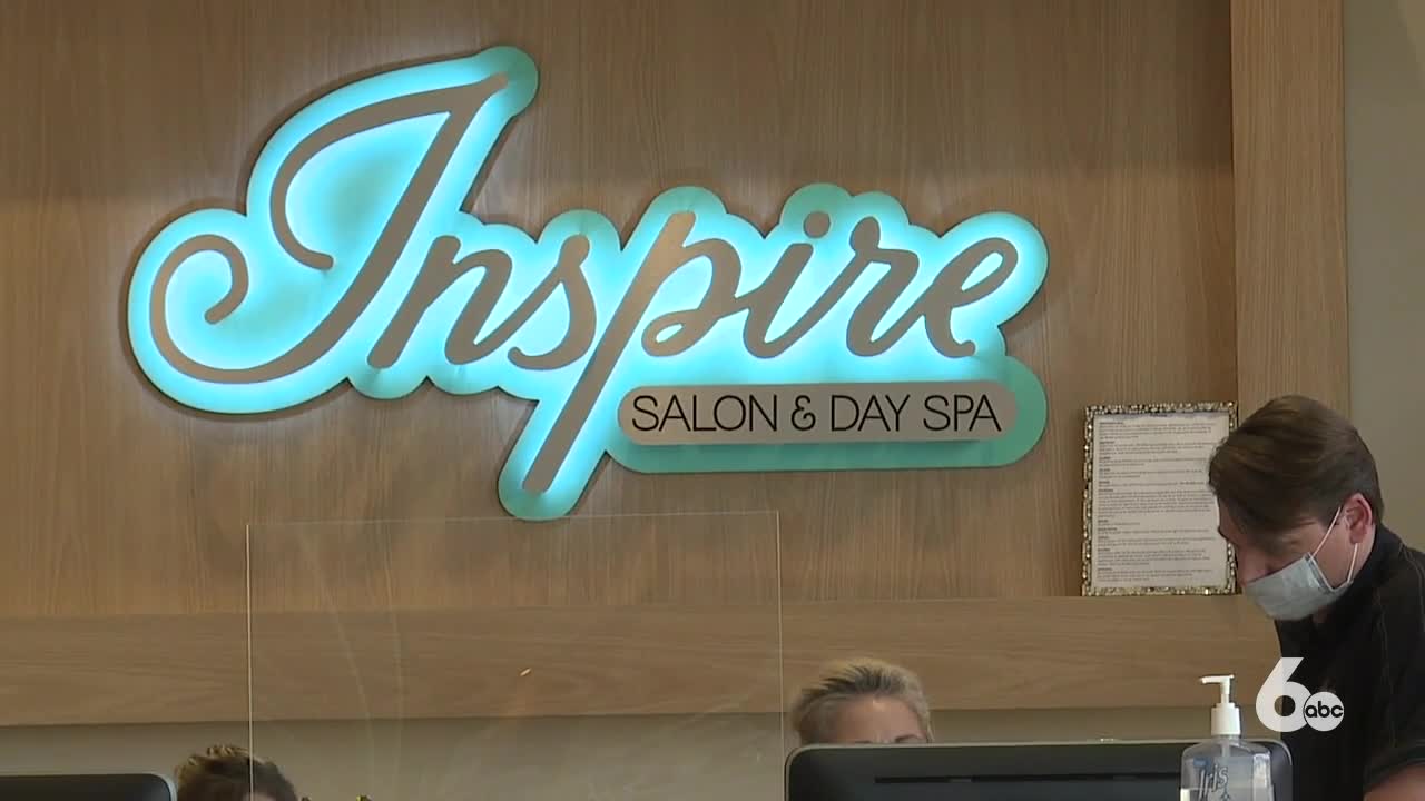 Salon & spa offering services & abiding by CDC guidelines