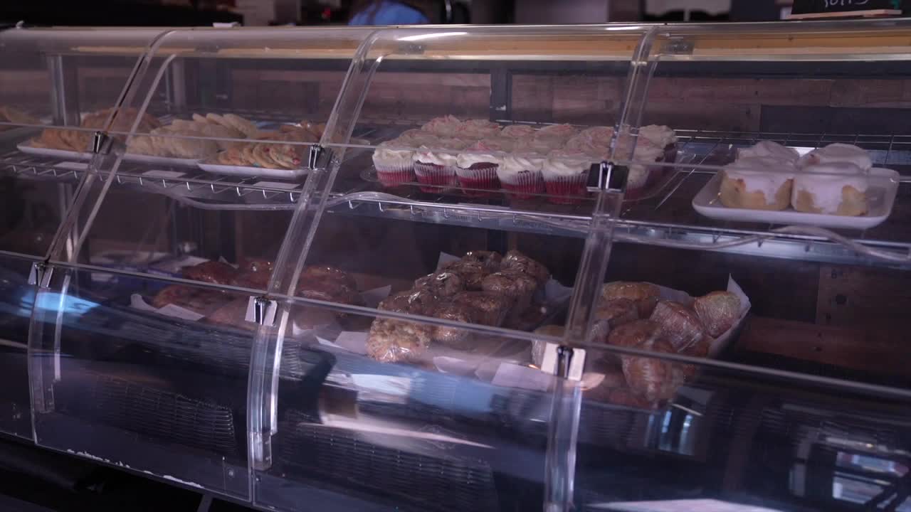 Risen Breakfast and Bakery in Mason is open, partly