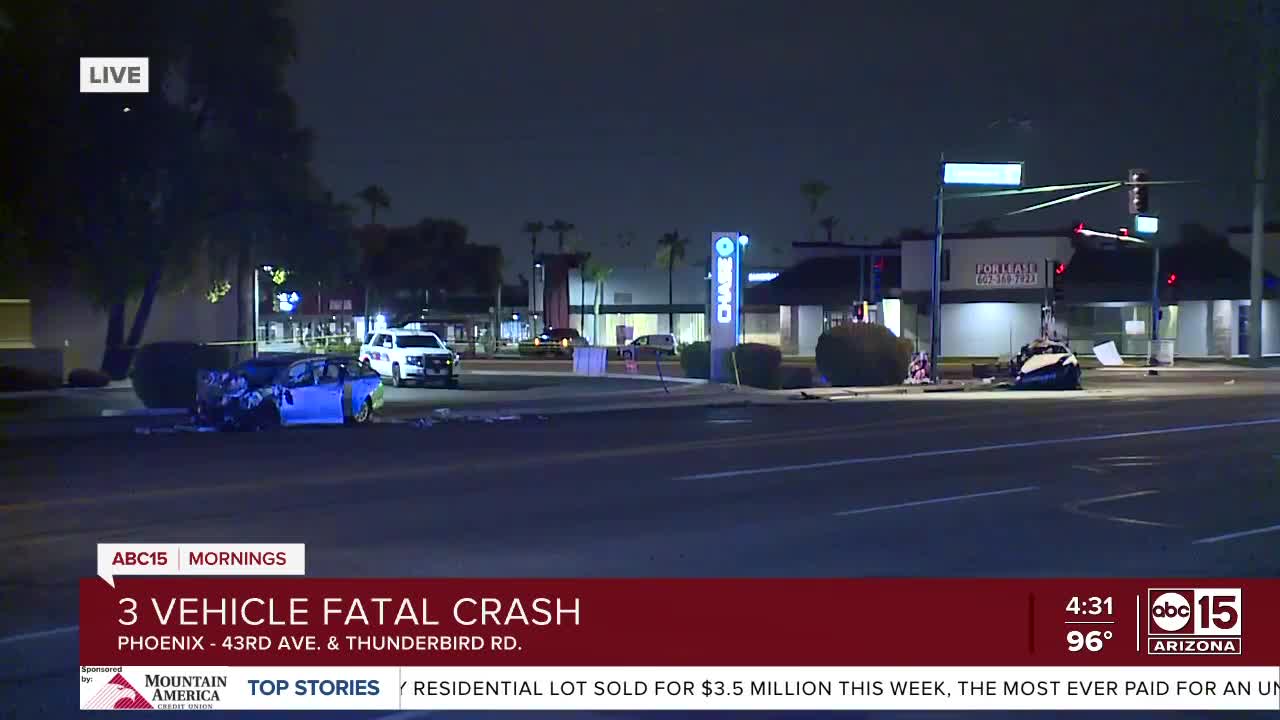 Four dead in fiery crash near 43rd Avenue and Thunderbird Road