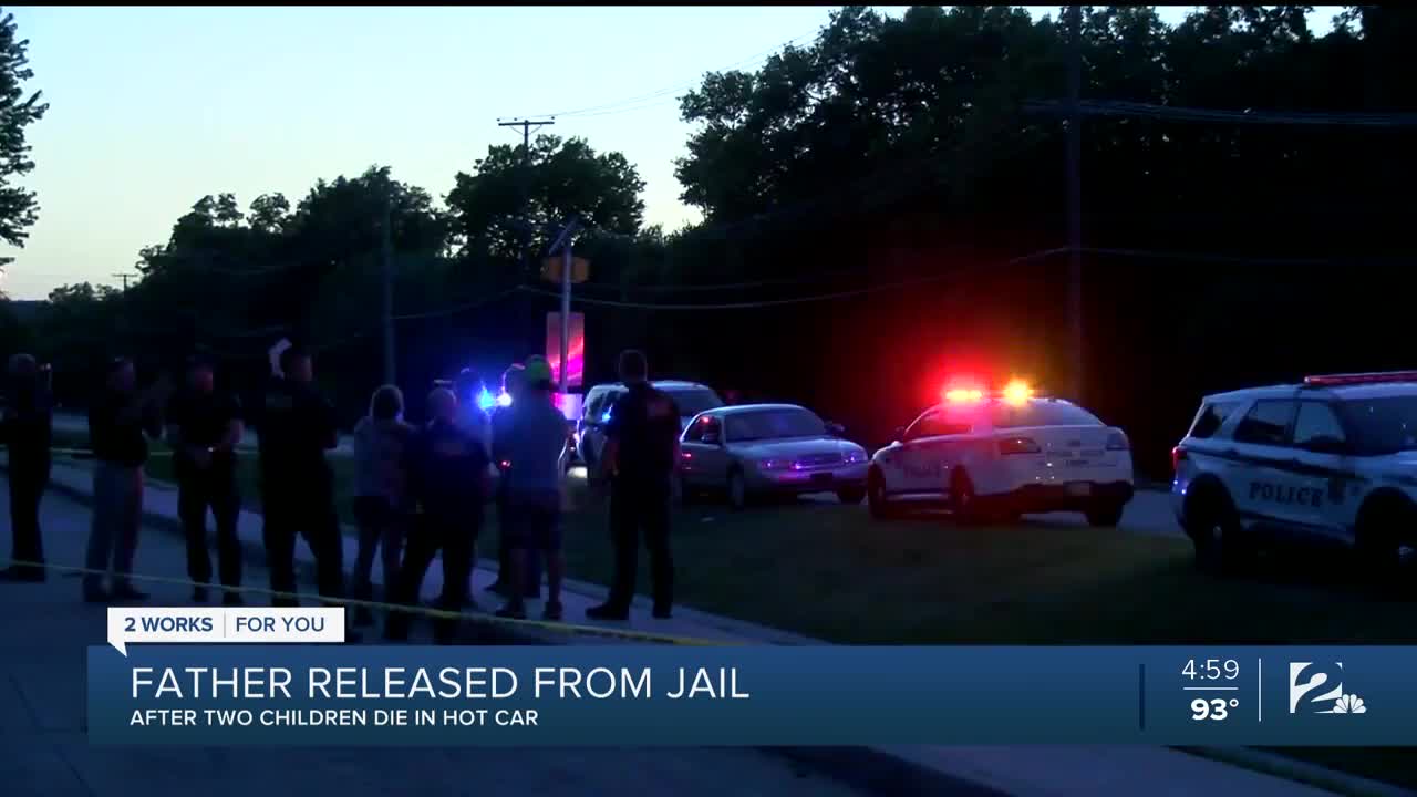 DA Father released on bond after video shows two children got into(02)