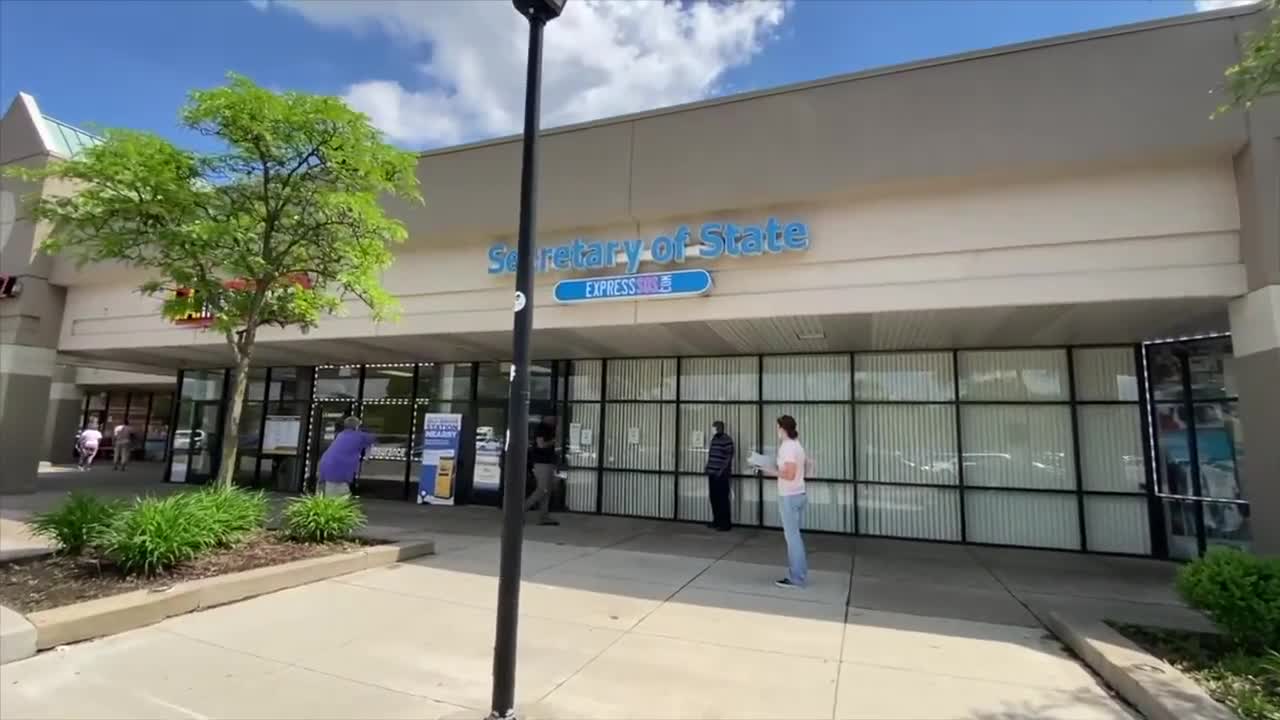 Michigan SOS branches temporarily expand hours, will allow walkins to