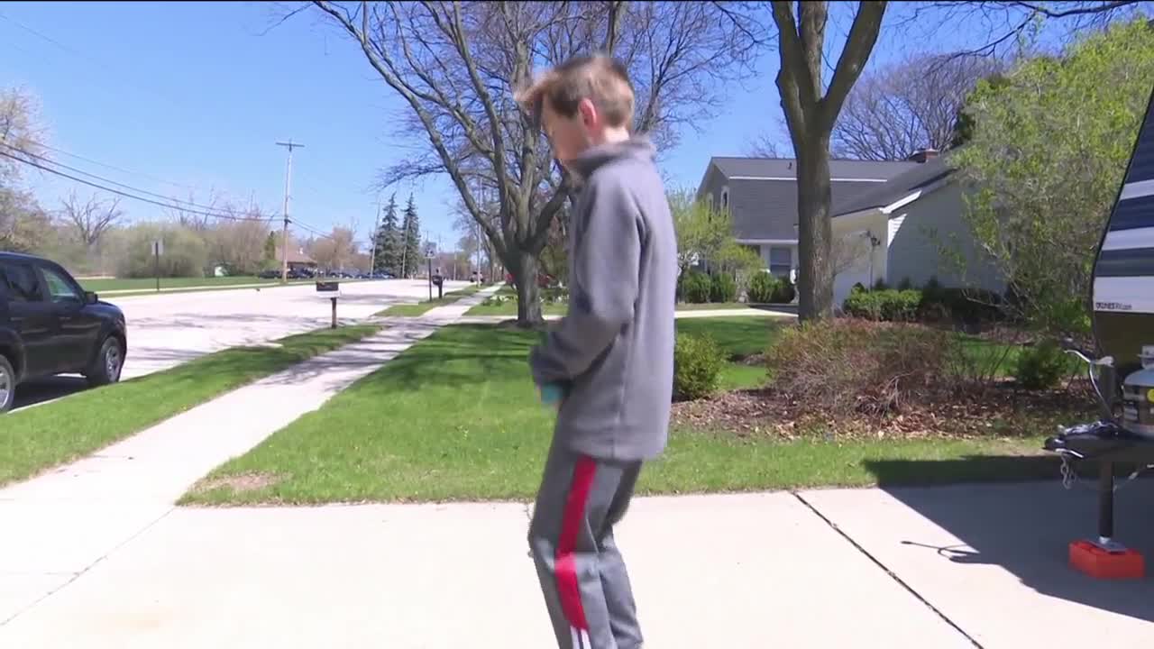 Local 11yearold tries to break national pogo stick record