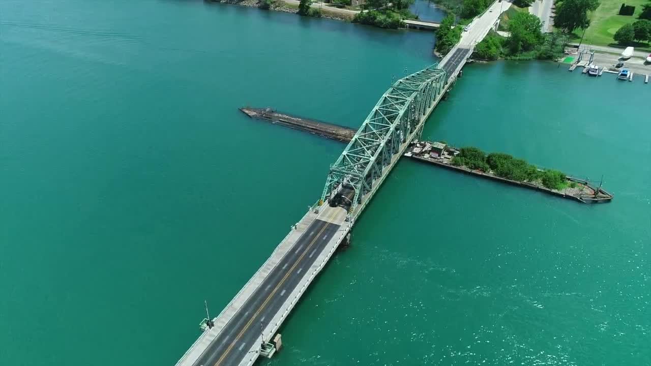 Residents concerned after latest inspection of Grosse Ile Parkway Bridge - Vimarsana News