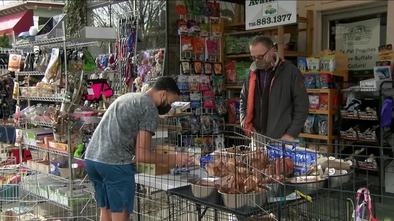 Elmwood Pet Supplies moves store outside