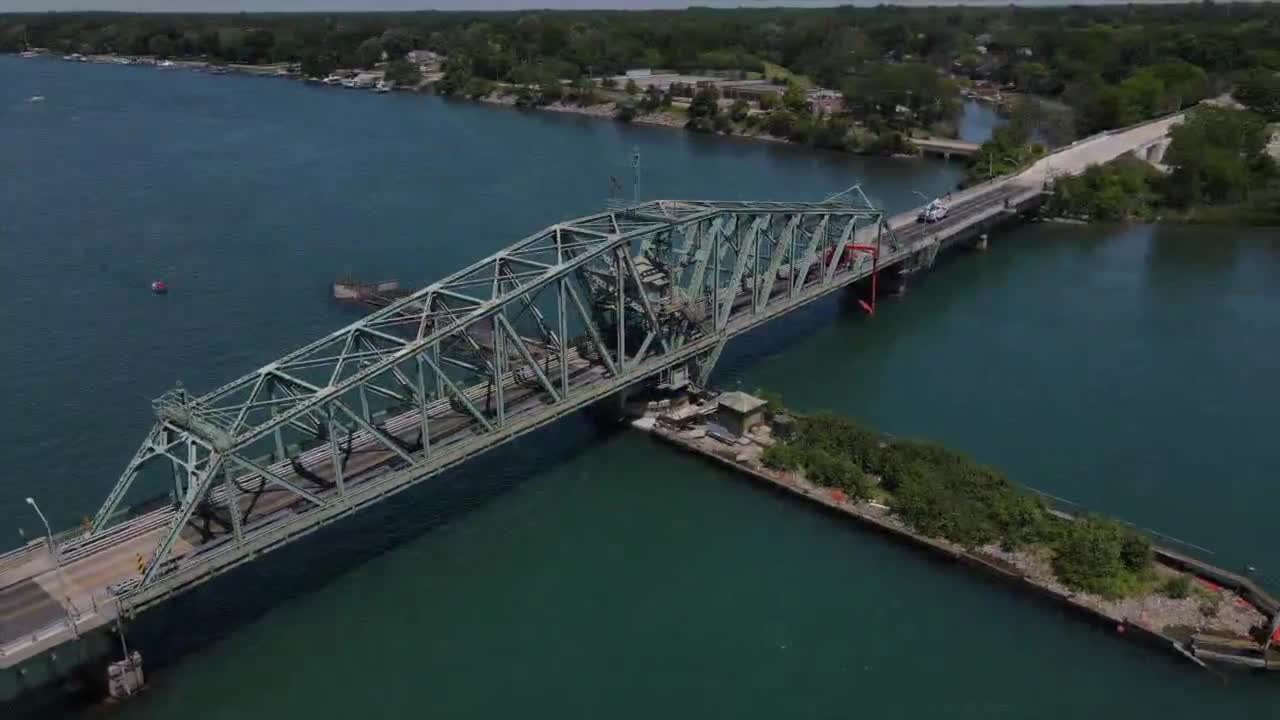 Residents concerned after latest inspection of Grosse Ile Parkway Bridge