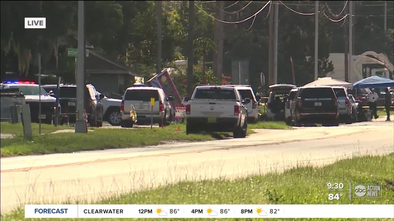2 dead, hostage safe in Wimauma standoff, sheriff says