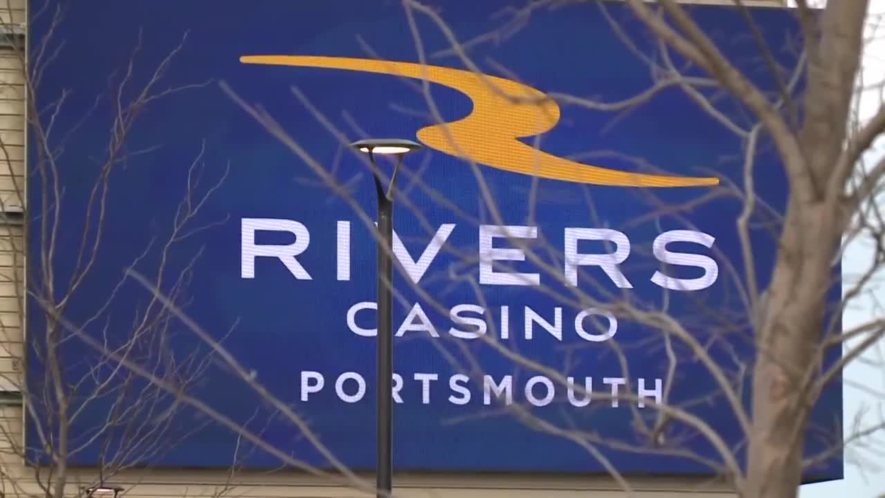 Smoking inside Rivers Casino Portsmouth raises concerns for some