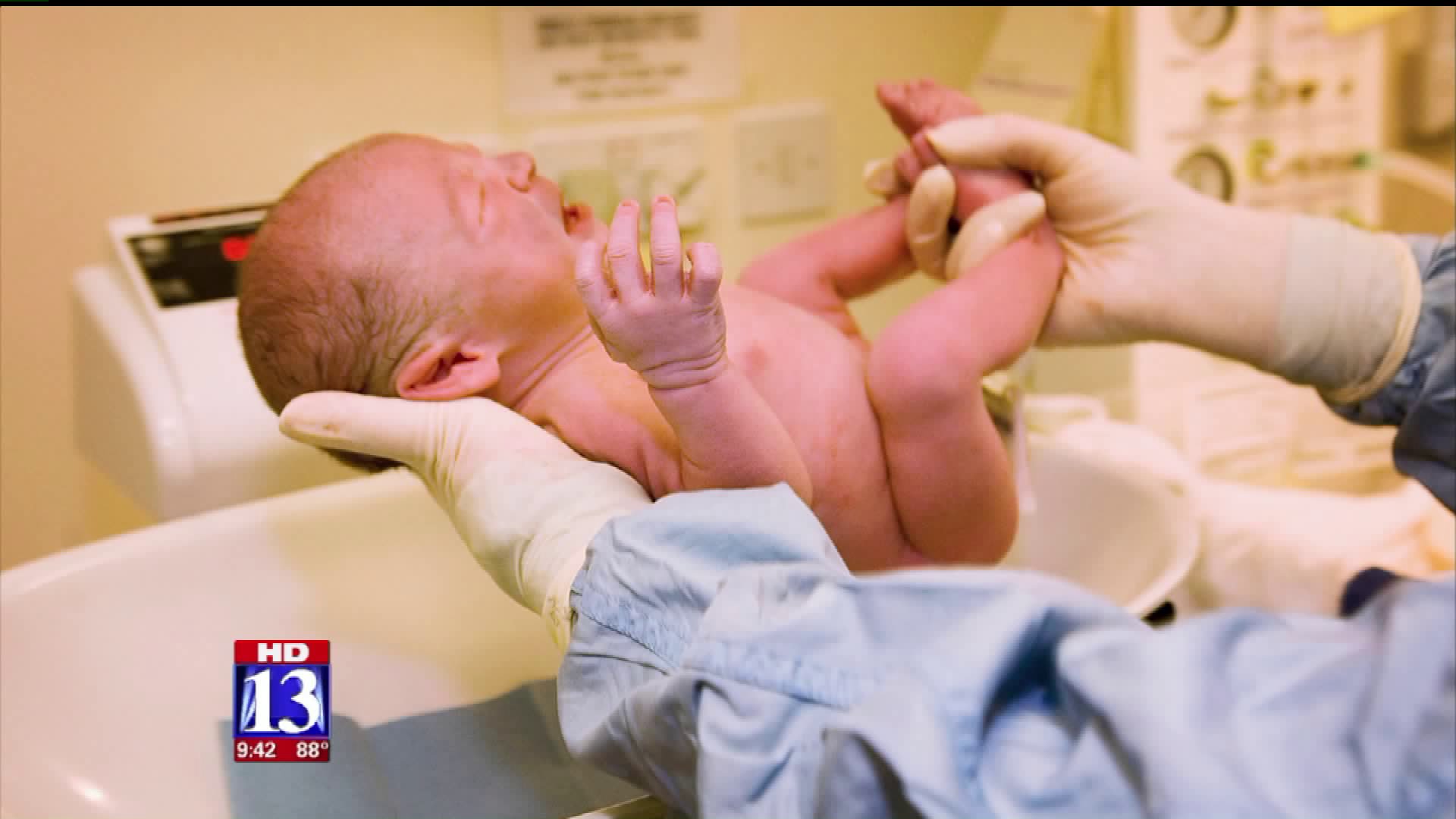 Study shows waiting to bathe newborns may have health benefits