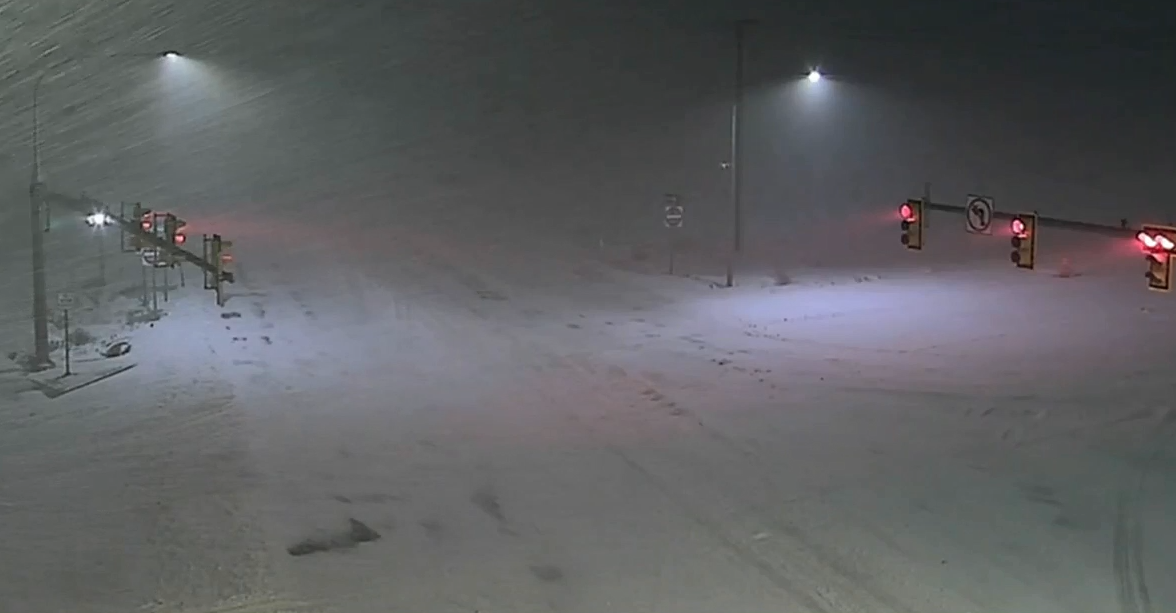 Schools closed, plows struggle to keep up with another heavy snow storm - Vimarsana News